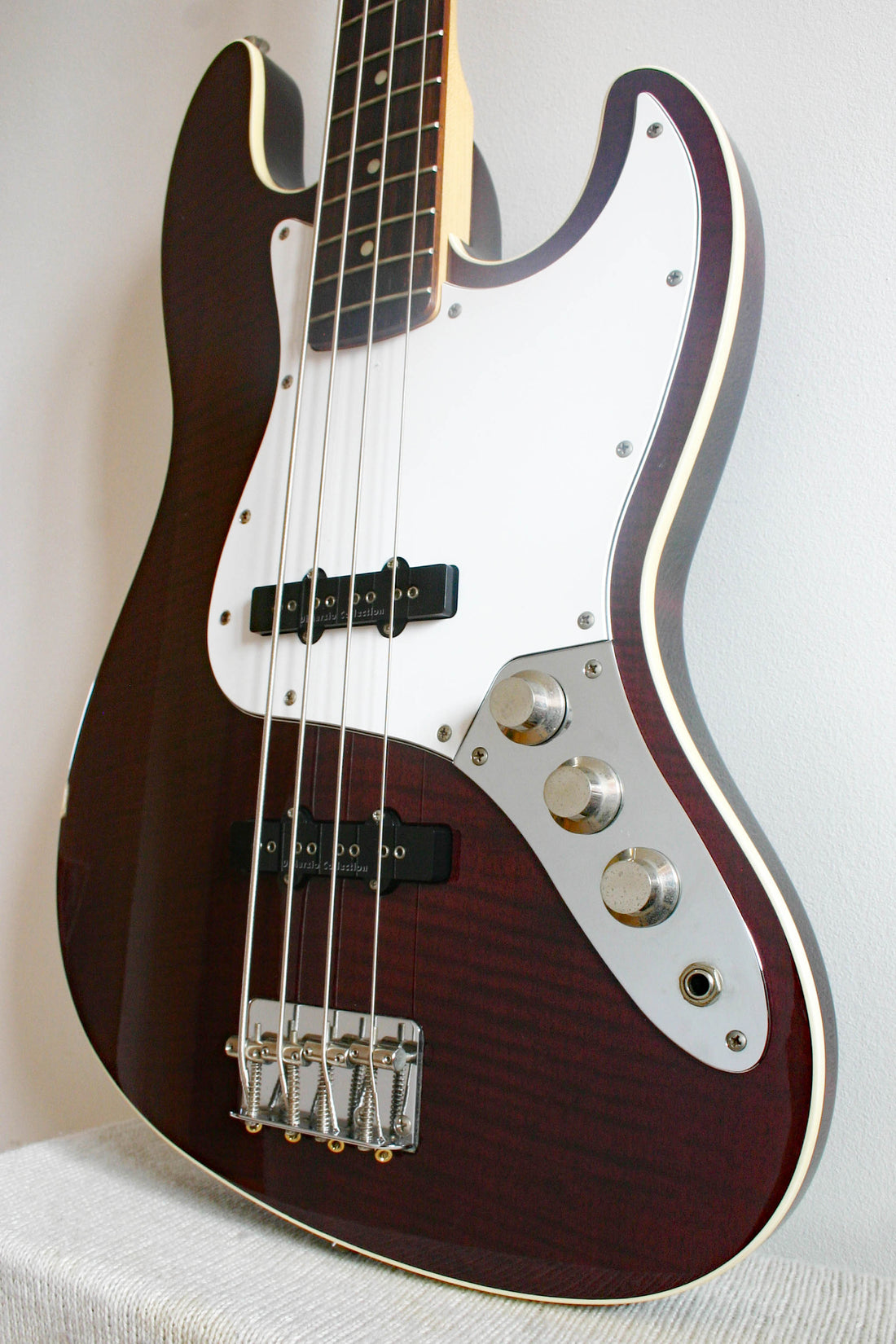 Used Fender Aerodyne Jazz Bass Flame Violet