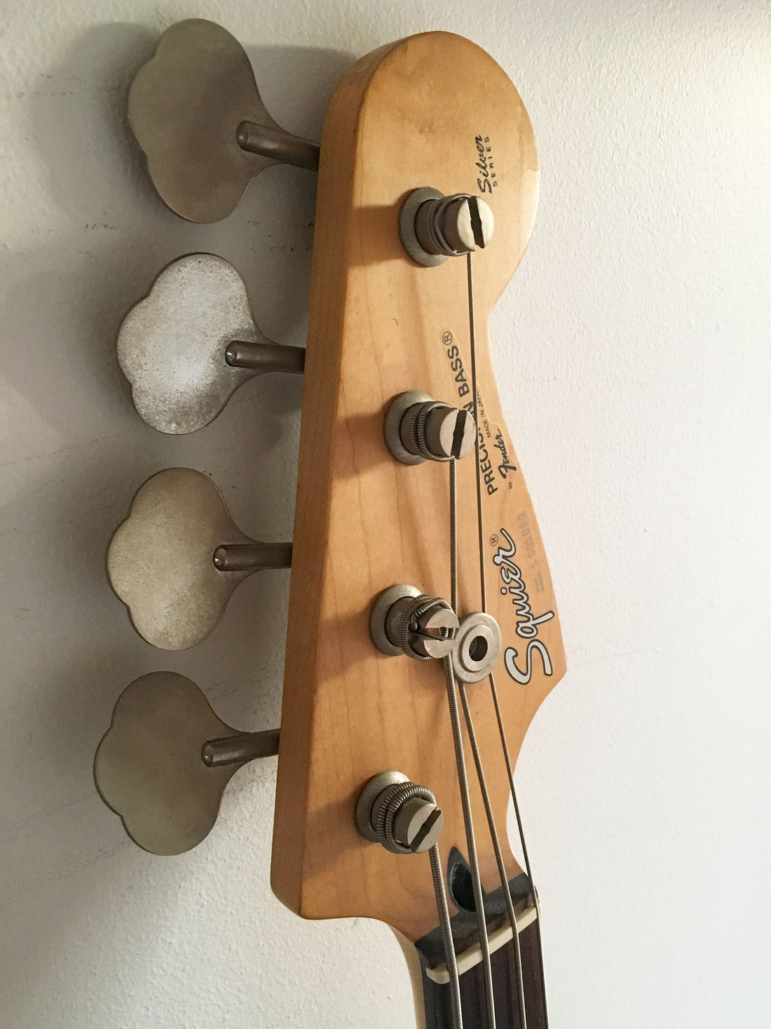 最初期! 1983 Squier SPB-50 3TS JVシリアル 美品 フルオリ PRECISION BASS BY Fender スクワイヤ  フェンダー プレシジョン ベース - 楽器、器材