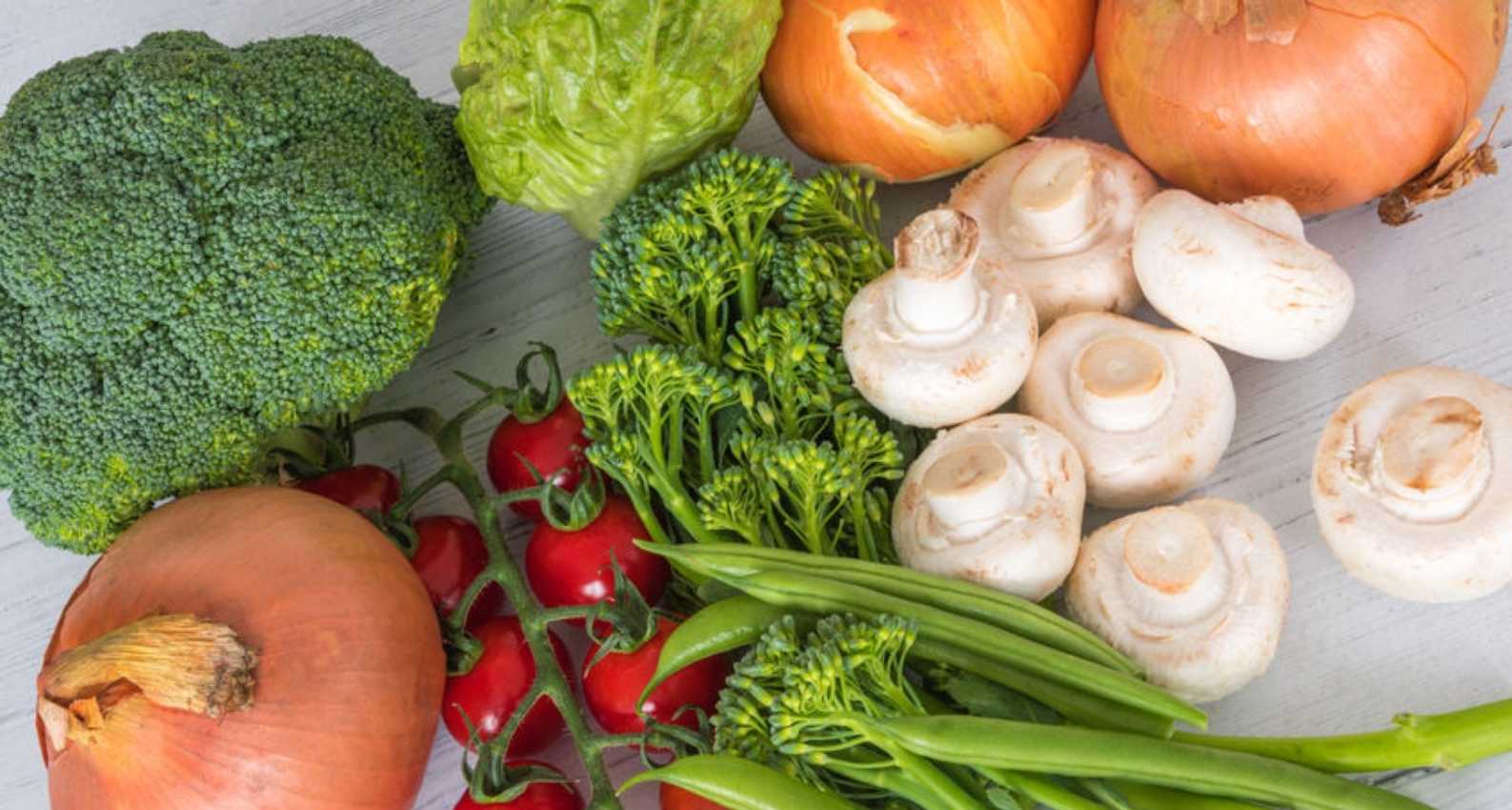 Broccoli, mushrooms, and peppers provide significant anti-inflammatory properties.