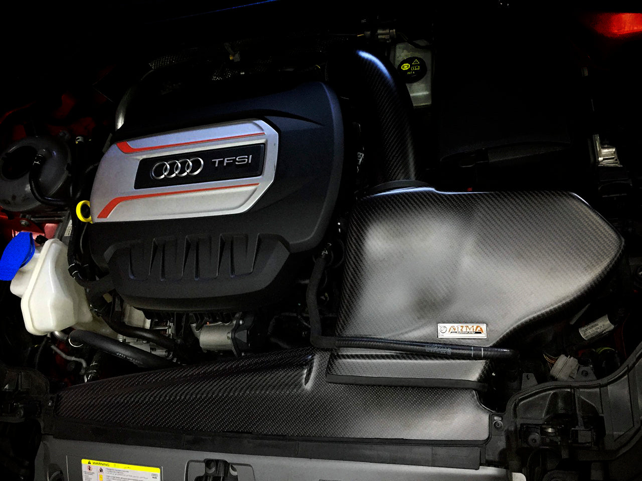 Toma de aire frío de fibra de carbono Armaspeed Audi 8V EA888 (A3 y S3) - ML Performance UK