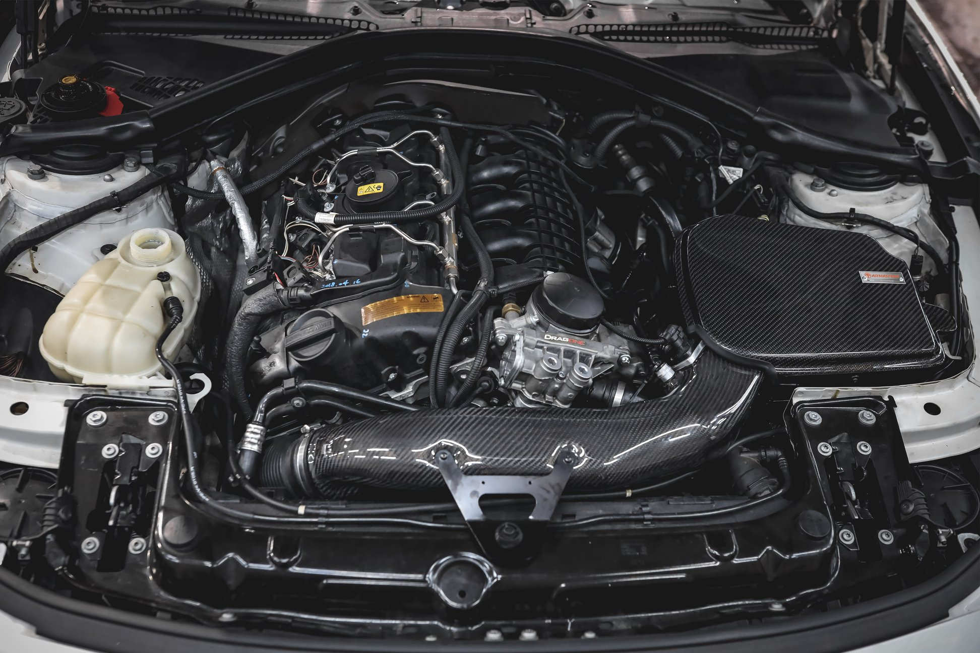 Armaspeed BMW F20 F22 F30 F32 Admisión de aire frío de fibra de carbono (M135i, M235i, 335i y 435i) - ML Performance ES