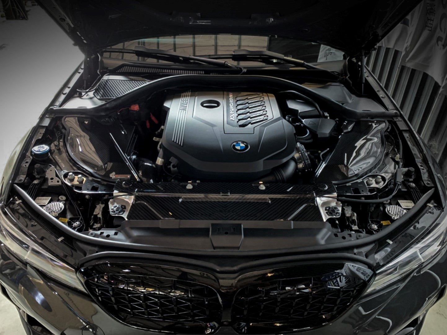Toma de aire de fibra de carbono Armaspeed BMW G20 G21 M340i - ML Performance UK