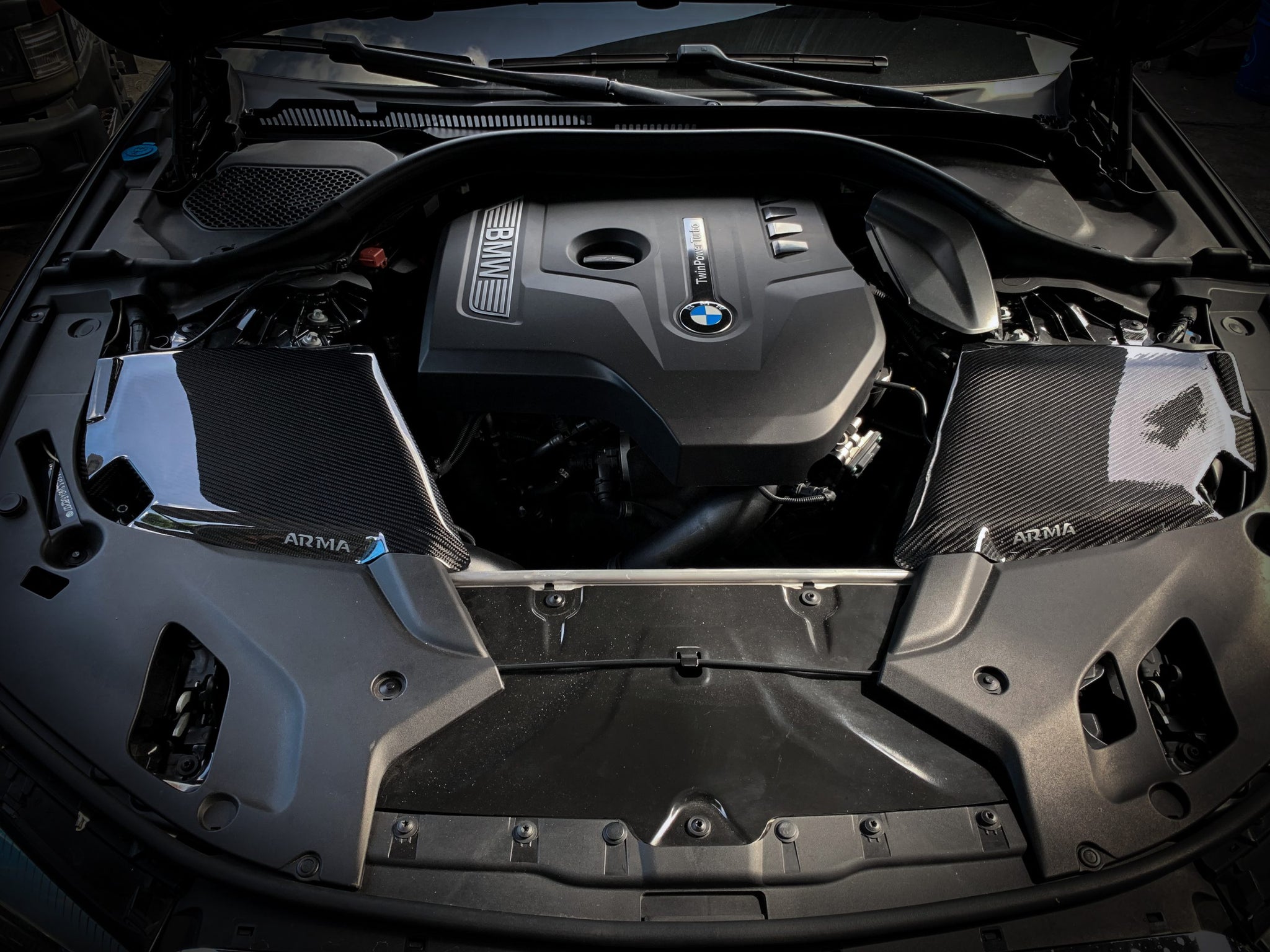 Admisión de aire frío de fibra de carbono Armaspeed BMW G30 G31 (530i y 540i) - ML Performance UK