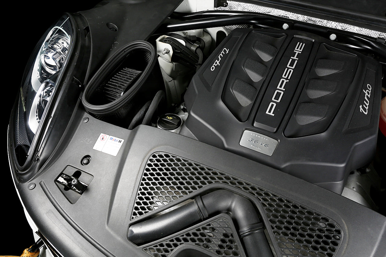 Admisión de aire frío de fibra de carbono Armaspeed Porsche Macan 2.0T - ML Performance UK