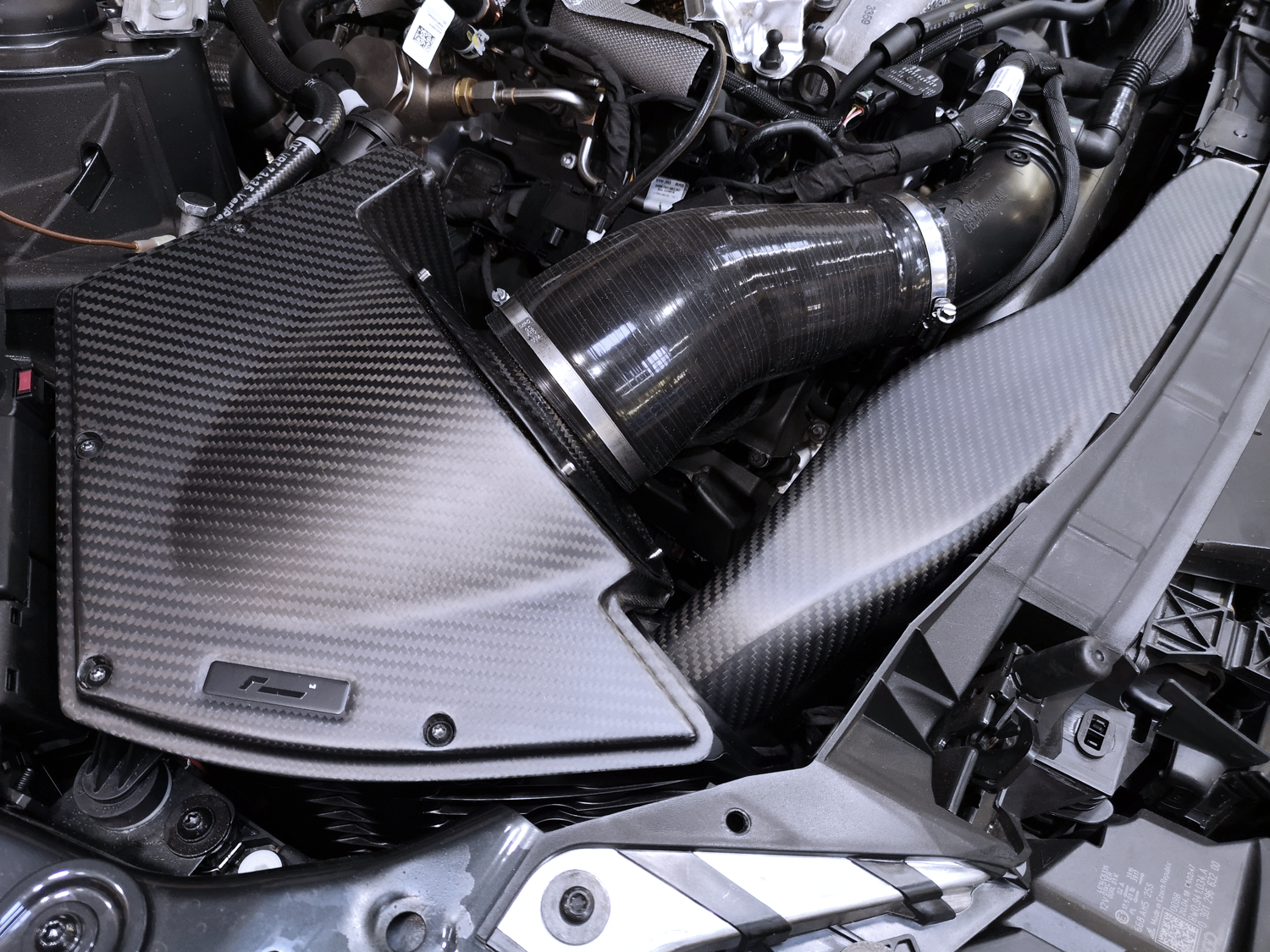 Racingline Audi B9 3.0 TFSI Carbon Fibre Cold Air Intake System (S4 & S5) -  ML Performance UK