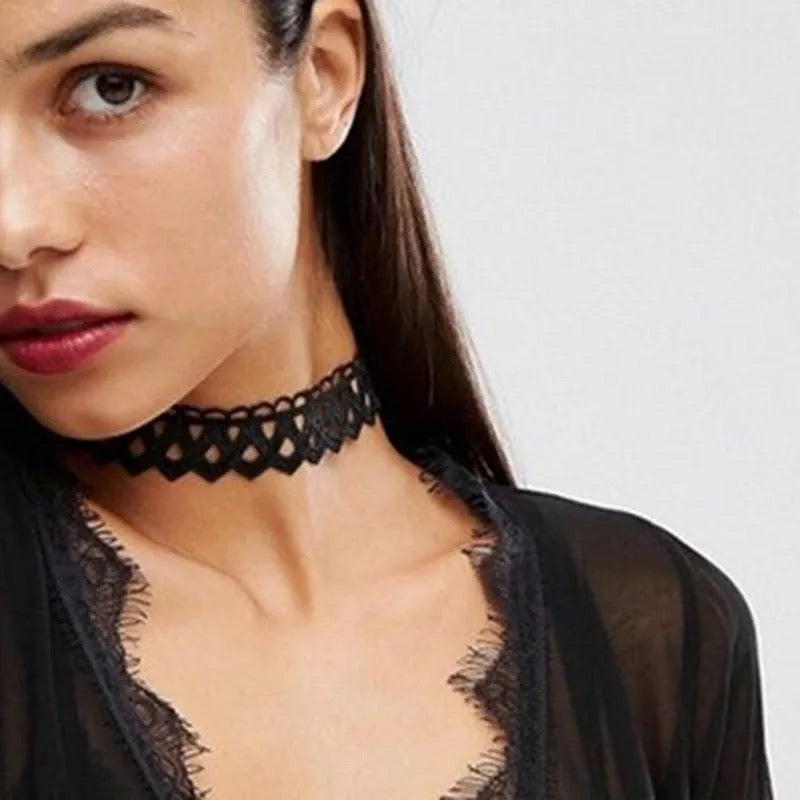 Belle Lace Choker - White or Black – The Songbird Collection