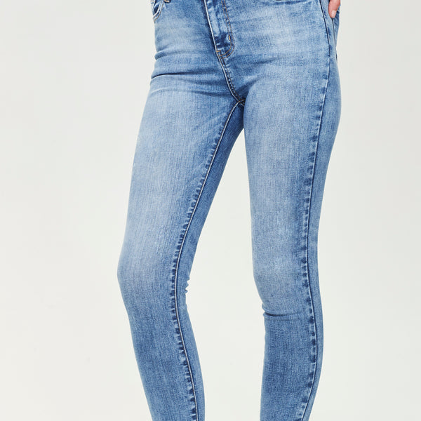 GRACE | Jean Blue no rips – junkfoodjeans