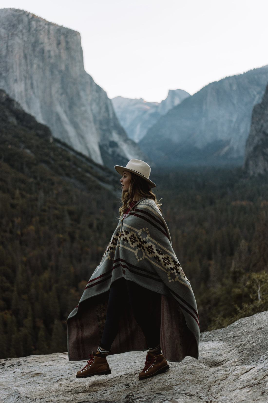 Explorer Blanket | Mountain Granite - dermovitalia