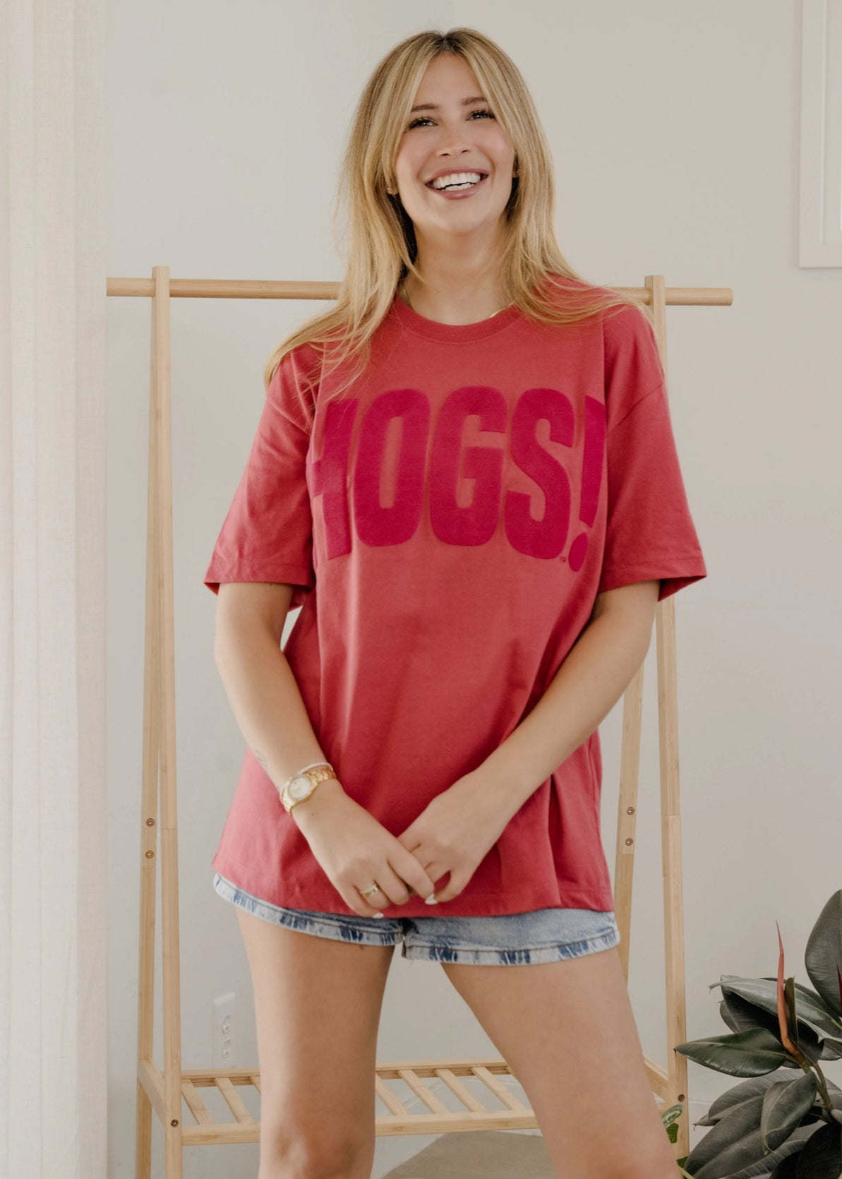 Hogs Mono Puff Ink Red Tee