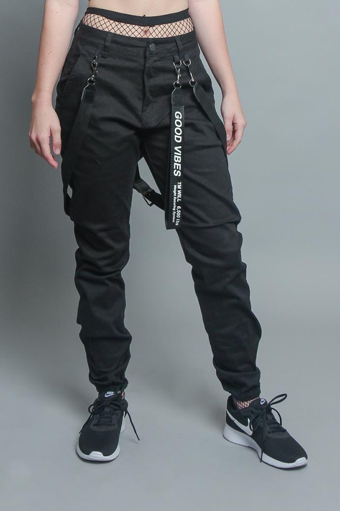 oversized black cargo pants