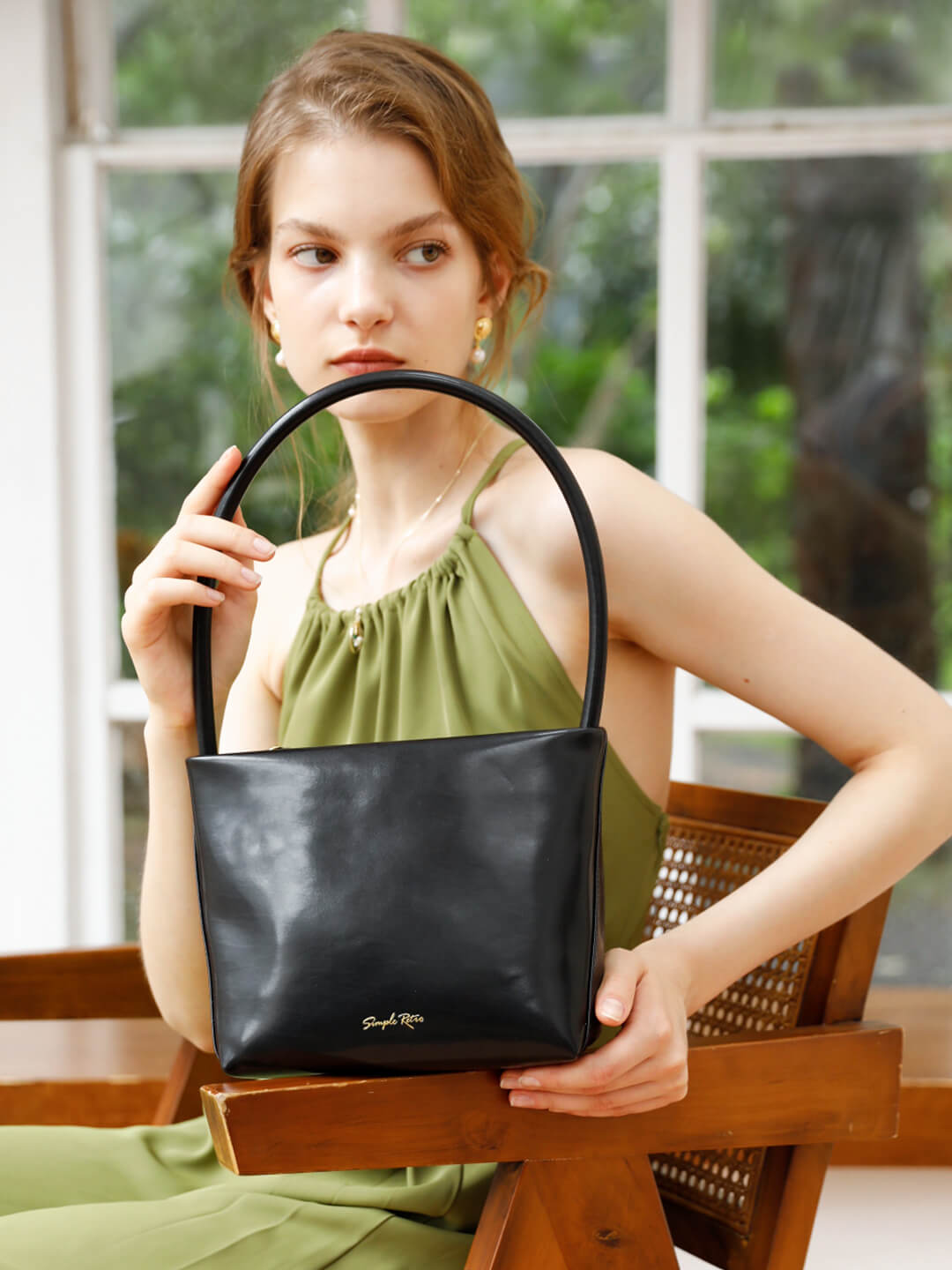 Leather Jane Handbag-Black