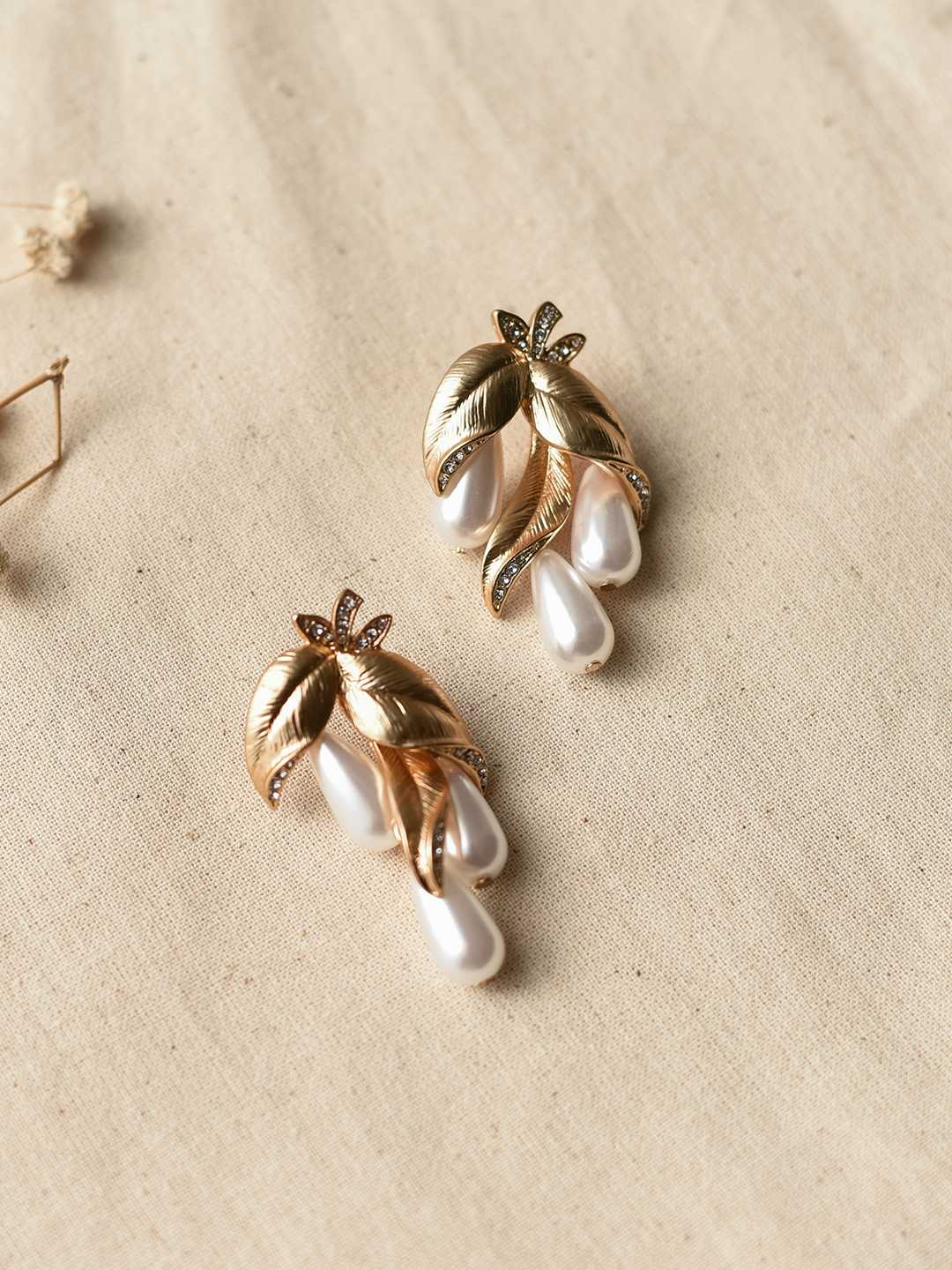 Pearl Droplet Leafs Vintage Style Earrings