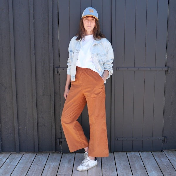 Singapour woman trousers sewing pattern