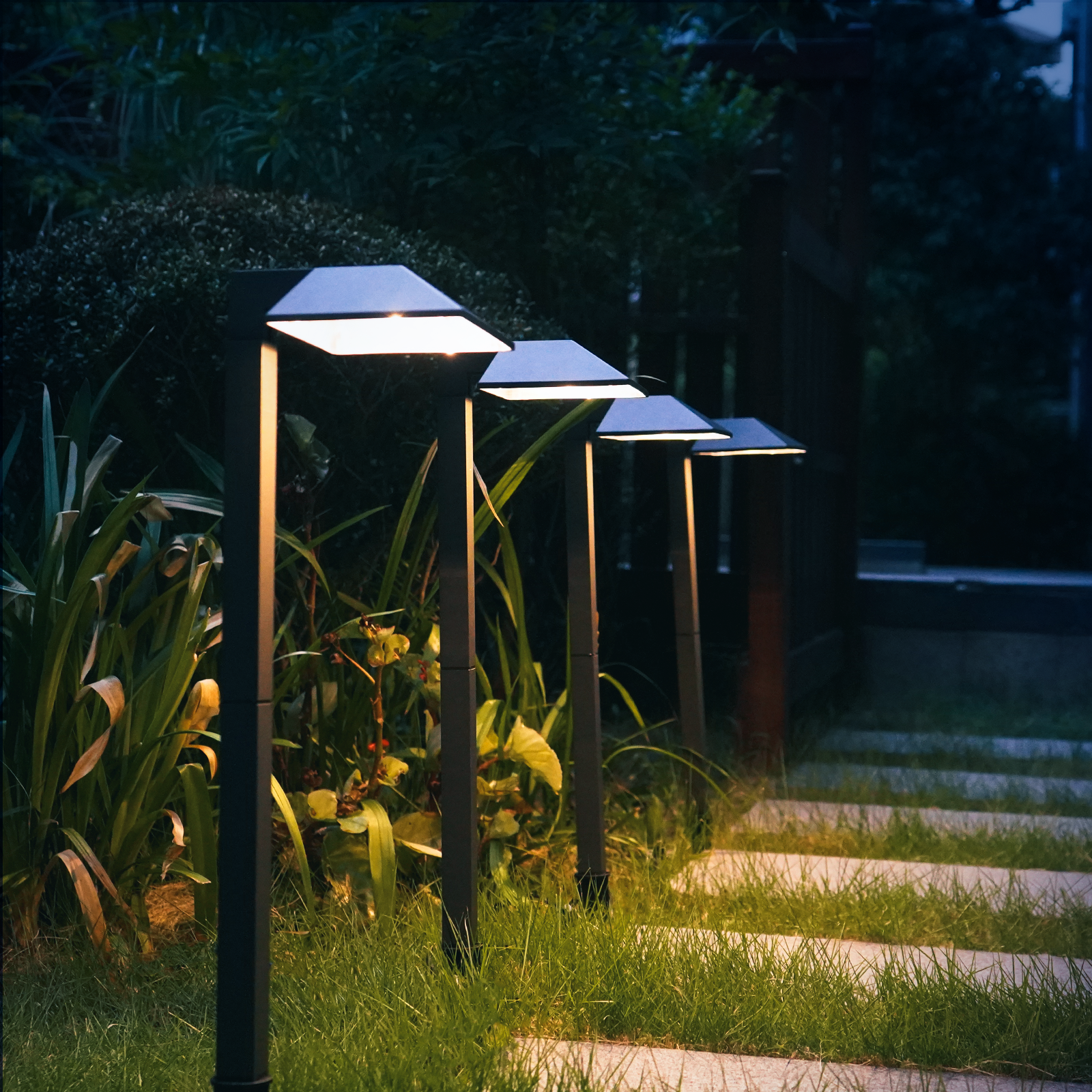 Low Voltage LED Pathway Lights Outdoor Landscape Lighting Pack 40 Lumen  Landscape Path Lights 2700K For Lawn Patio Yard Walkway Driveway 