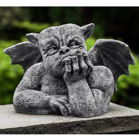 gargoyle statue