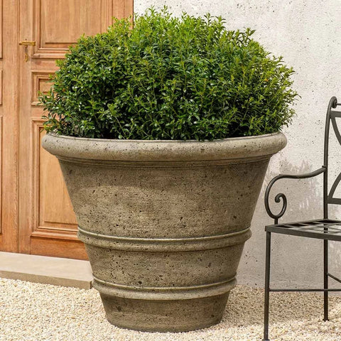 Textured Rolled Rim Planter