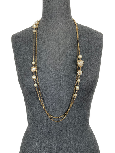 Vintage Chanel Pearl And Crystal Necklace