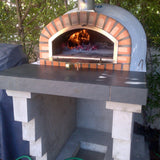 Outdoor pizza oven