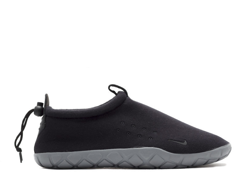 nike air moc fleece