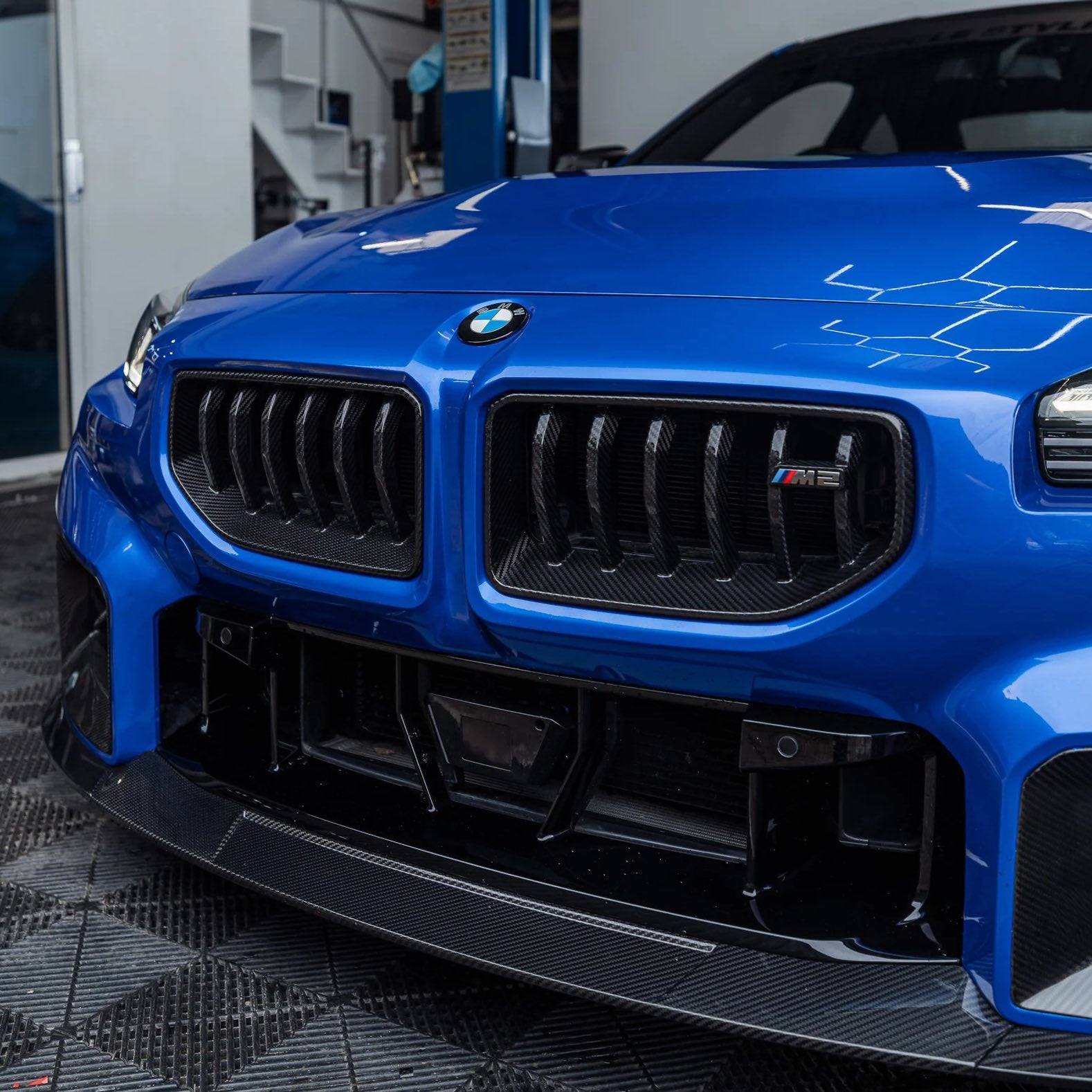 BMW M2 G87 PRE-PREG CARBON FIBRE FRONT GRILLES BY ADRO