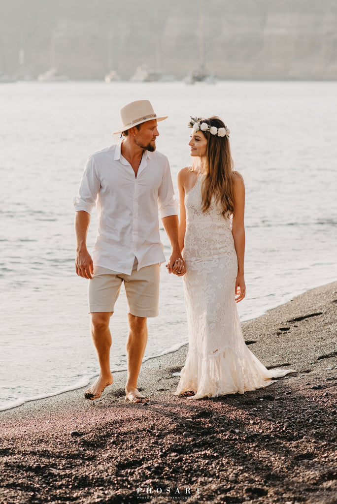 Grooms_outfit_for_beach_wedding