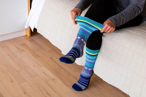 how are diabetic socks different