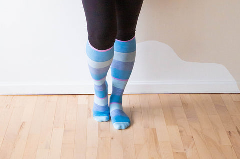 How Tight Should Compression Socks Be? – Dr. Segal's - Canada