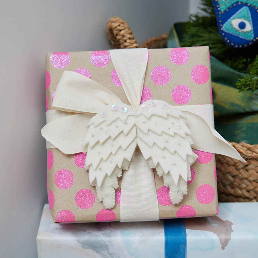 Easy and so very sweet: Three dreamy baby gift wrap ideas -  Think.Make.Share.
