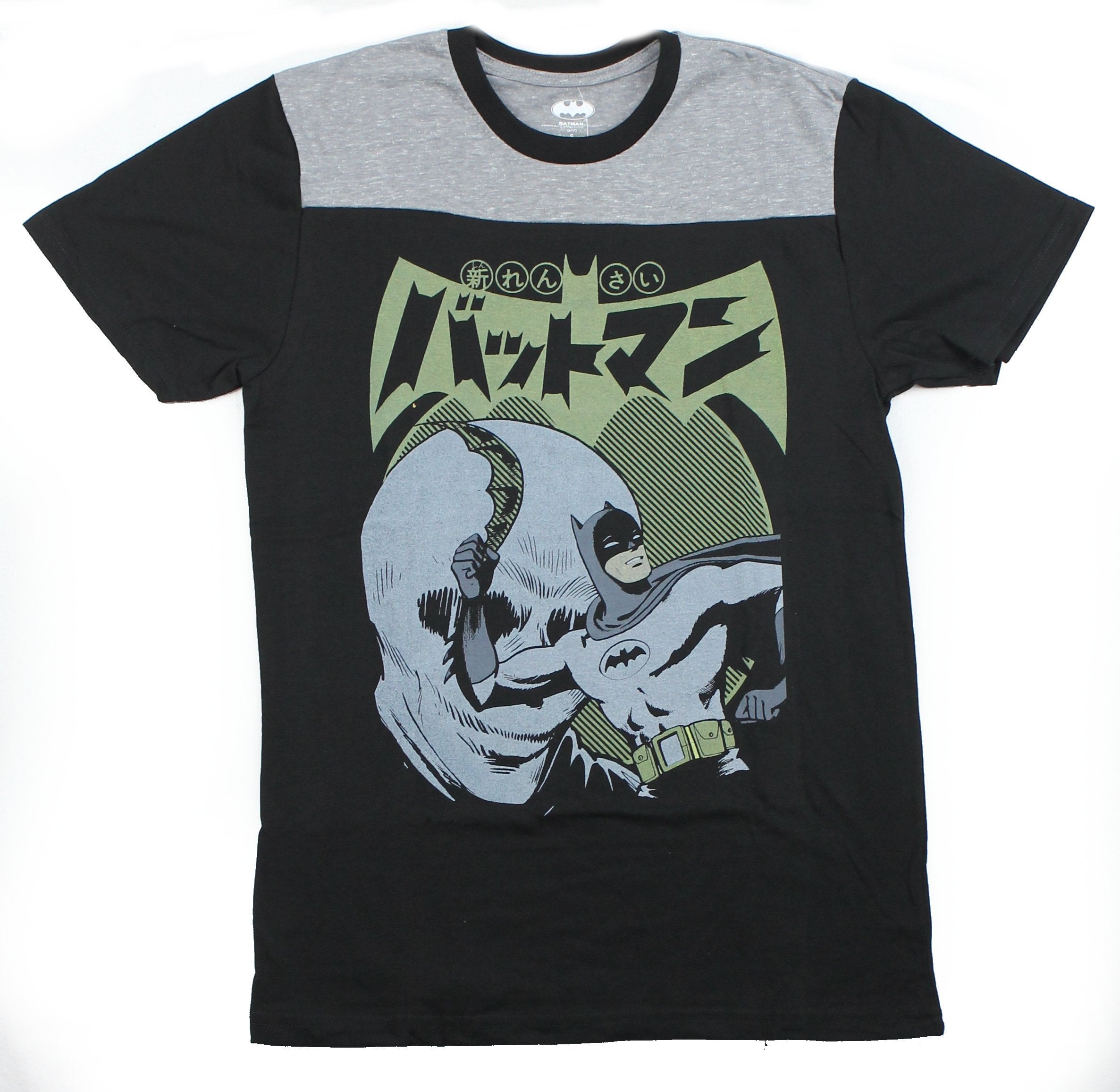 Batman Yoke Mens T-Shirt - Japanese Batmanga Batarang Throwing Image