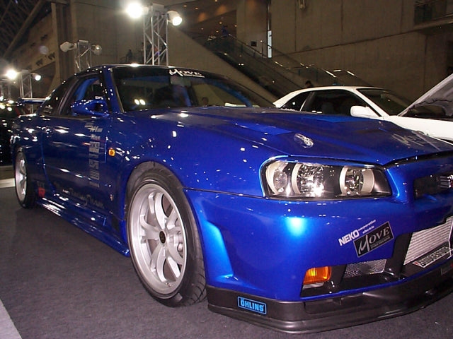 Move R34 Skyline GT-R