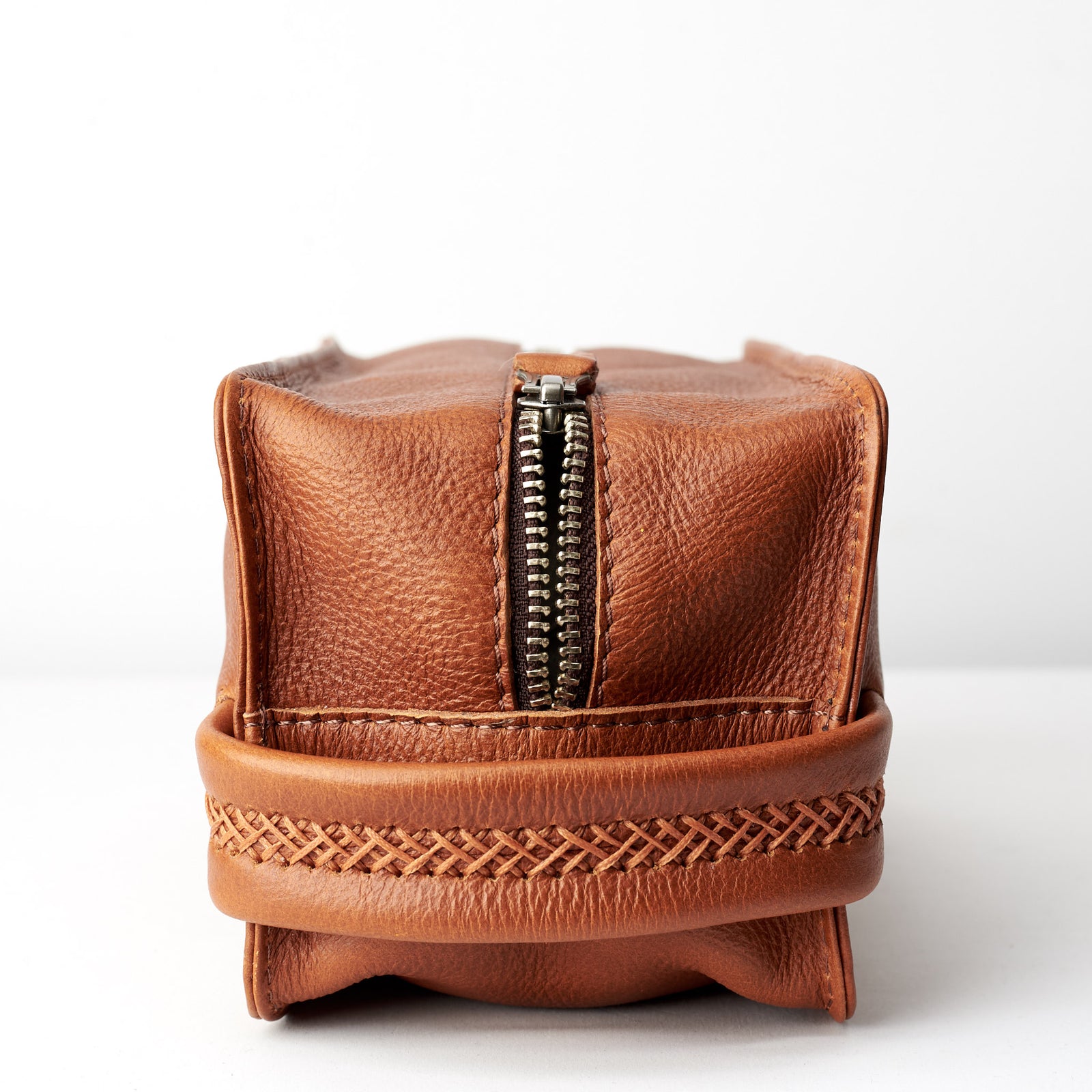 Download LEATHER TOILETRY BAGS by Capra Leather