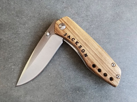 A Pocket Knife | Personalized pocket knife 