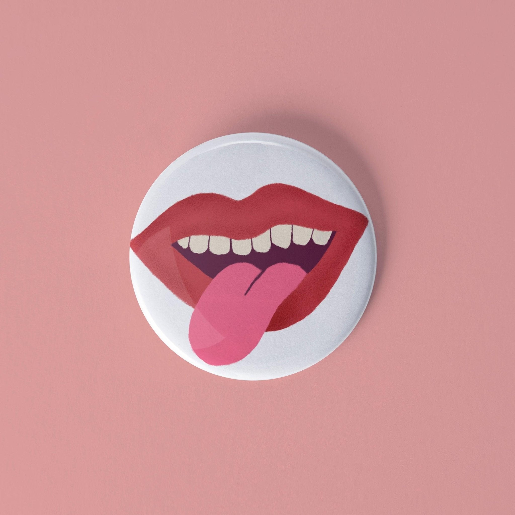 Lips pinback button