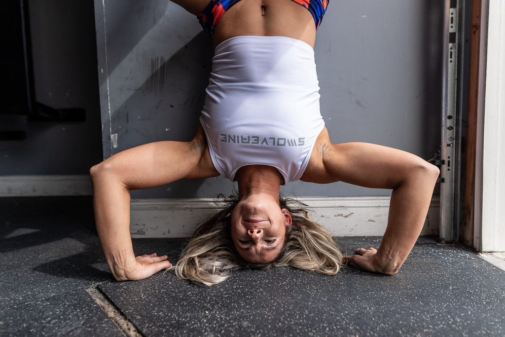 The 5 Benchmark Bodyweight WODs - Meet 'The Girls' Of CrossFit® Mary by Swolverine 