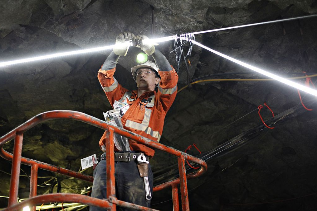 Spekulerer Brise Mangler What To Consider When Installing LED Strip Lights In Mines – Extreme Lights