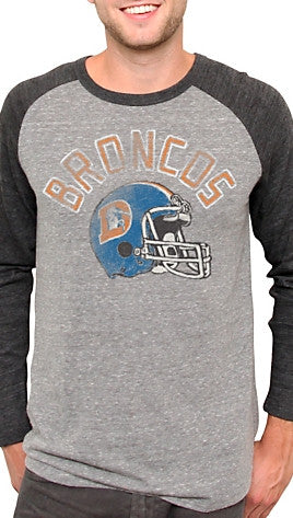 EXCLUSIVE JUNK FOOD NFL @ URBAN OUTFITTERS NY Giants sweater! Retro  Goodness!