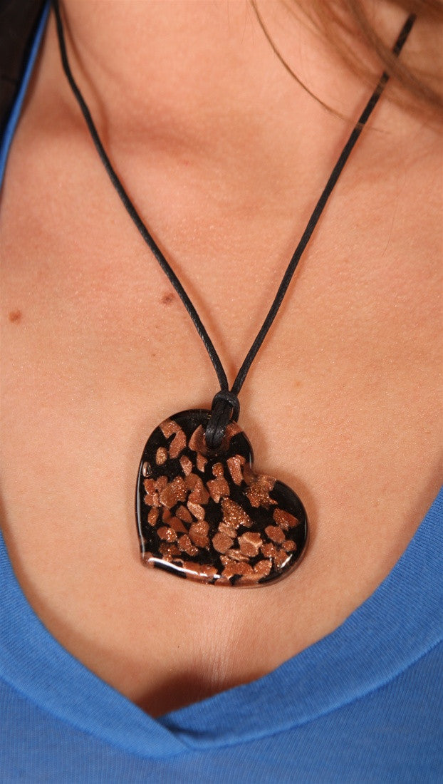 Lynnie B. Gold Shimmer Glass Heart Necklace Black