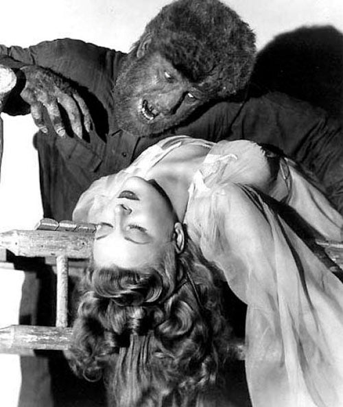 Lon Chaney Jr. and Evelyn Ankers in The Wolf Man 1941