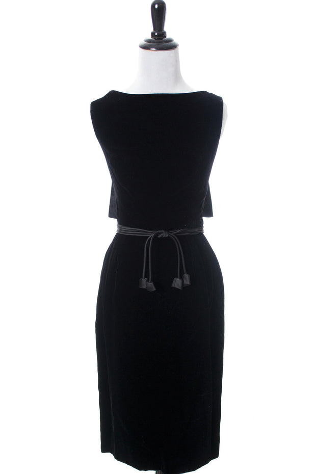 Black velvet low back vintage cocktail dress – Modig