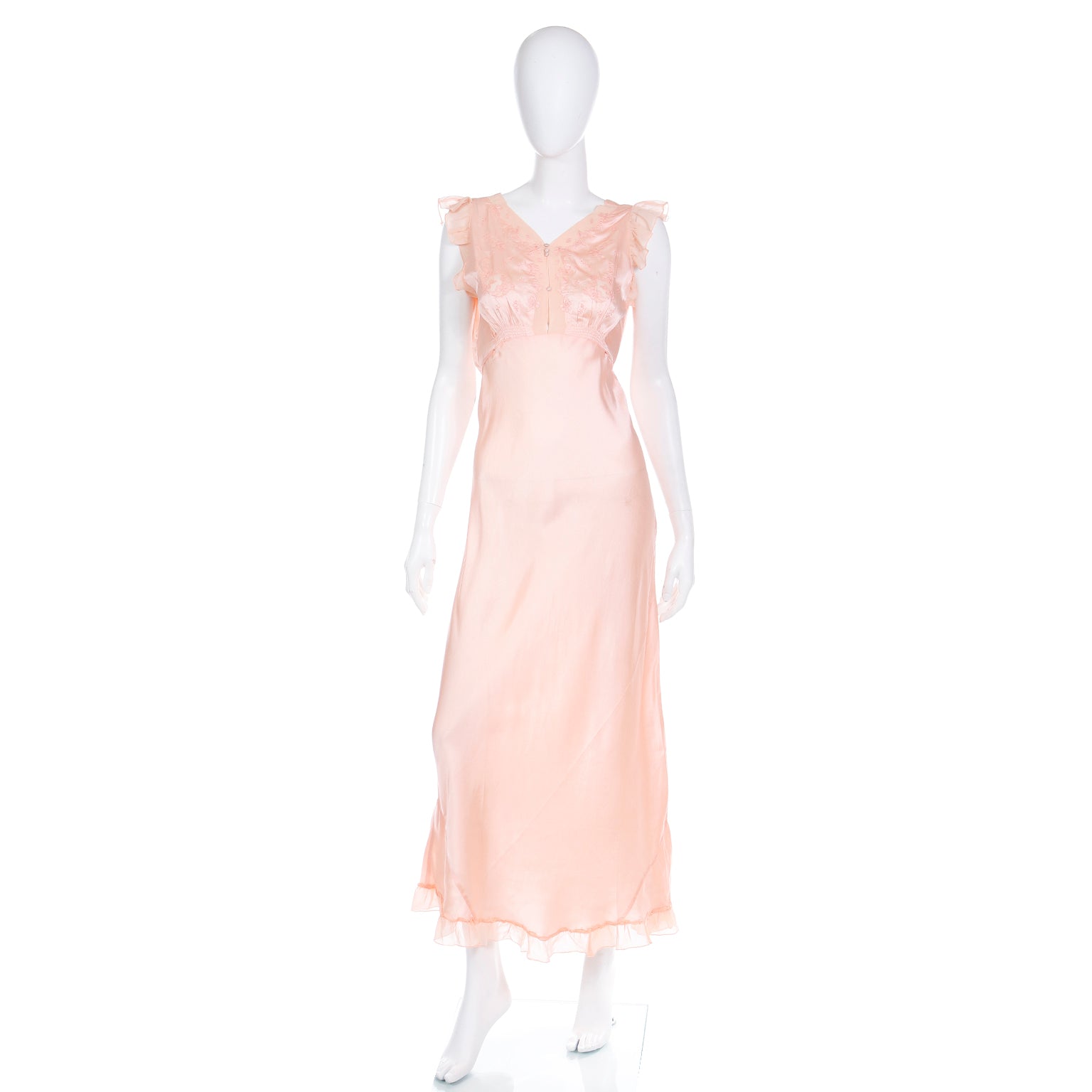 Salmon Pink Satin 1930s vintage nightgown with lace – Modig