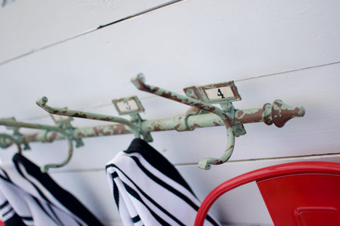 whippoorwill road distressed coat rack