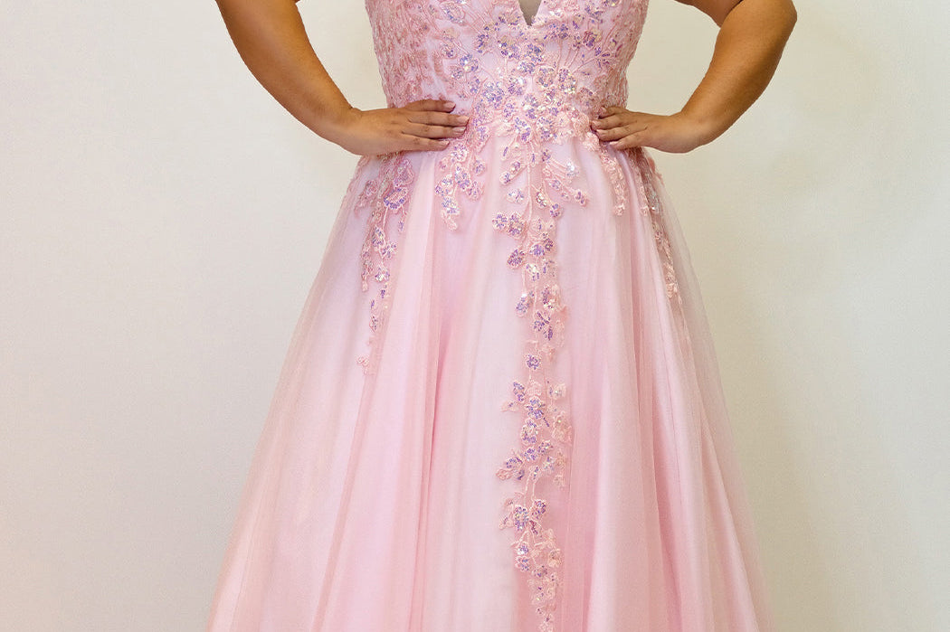 Sydney's Closet prom dress style te2302
