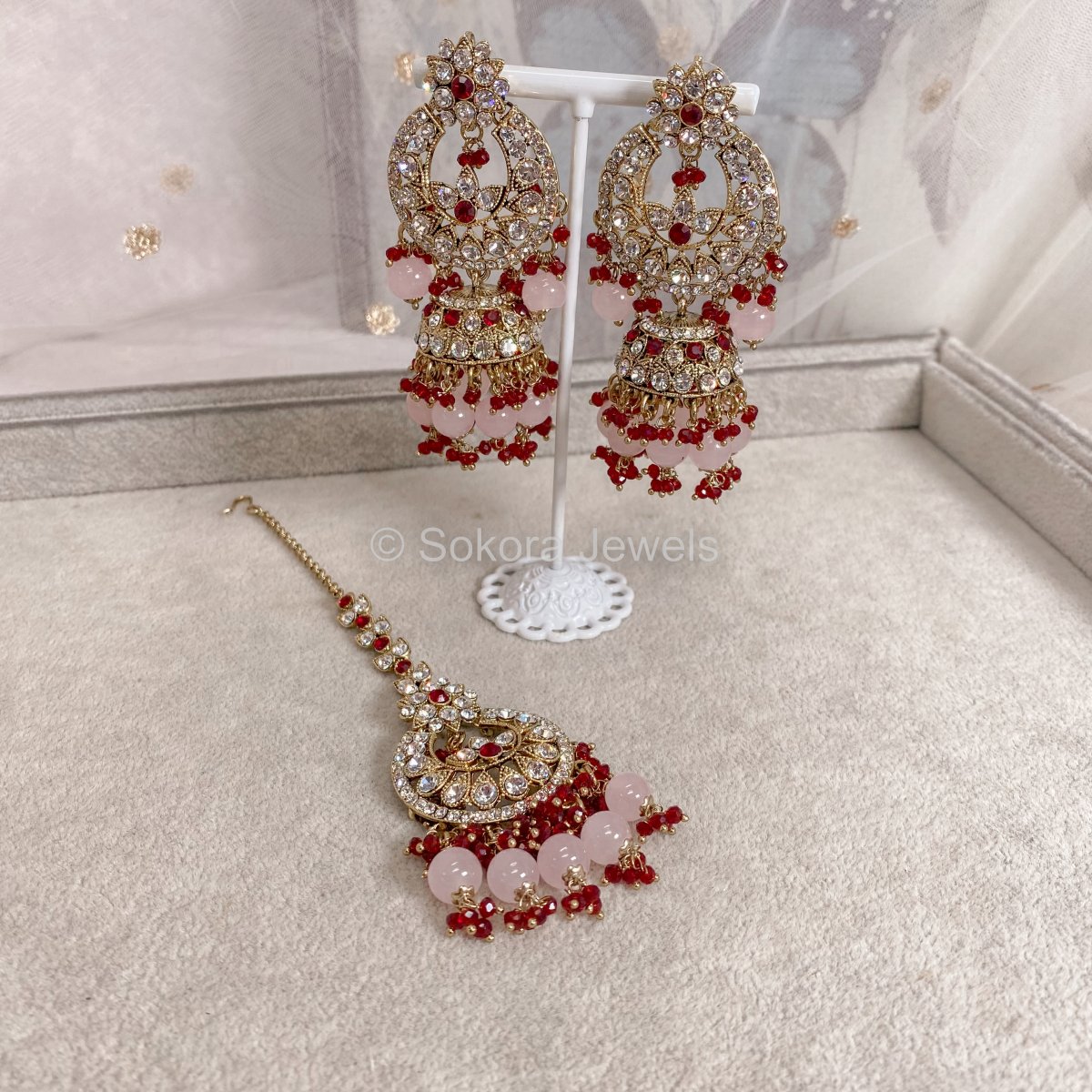 Maroon necklace store and earrings