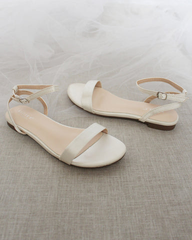 Buy Gold Sandals for Girls by Shoetopia Online | Ajio.com