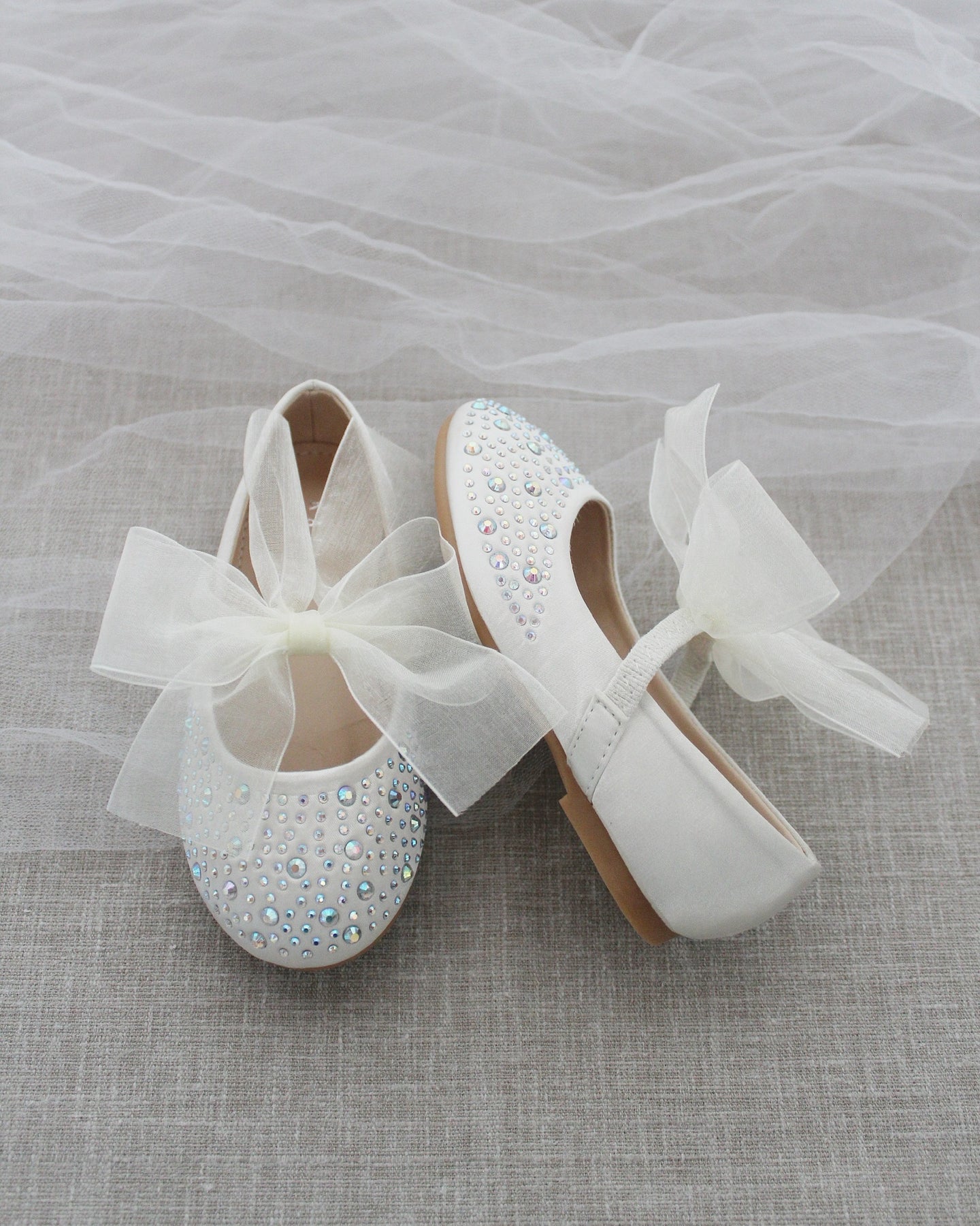 Flower Girls Shoes, princess shoes in glitter, satin and sequins ...