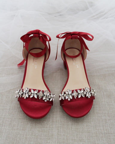 Nyra Red Bridal Chappals | Hand Embroidered Heels for Designer Lehenga –  aroundalways