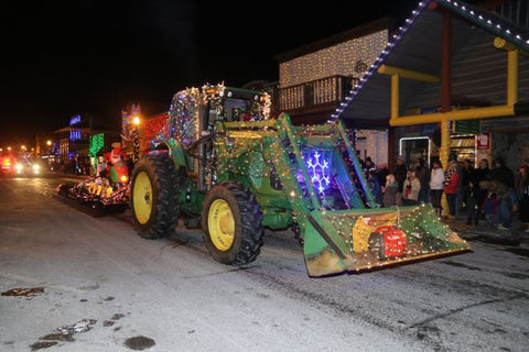 Lights Your Engine Parade Picture