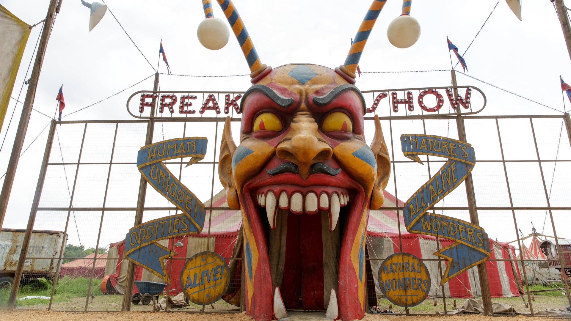 American Horror Story: Freak Show - The Complete Fourth Seaso
