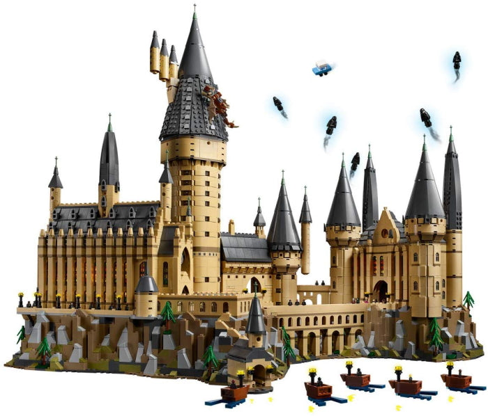 LEGO Harry Potter: Hogwarts Castle Building Set - 71043