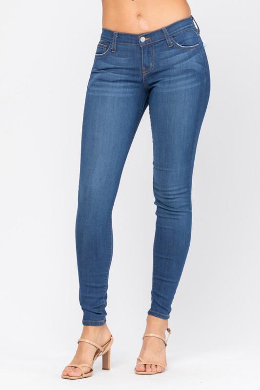 judy blue distressed skinny jeans